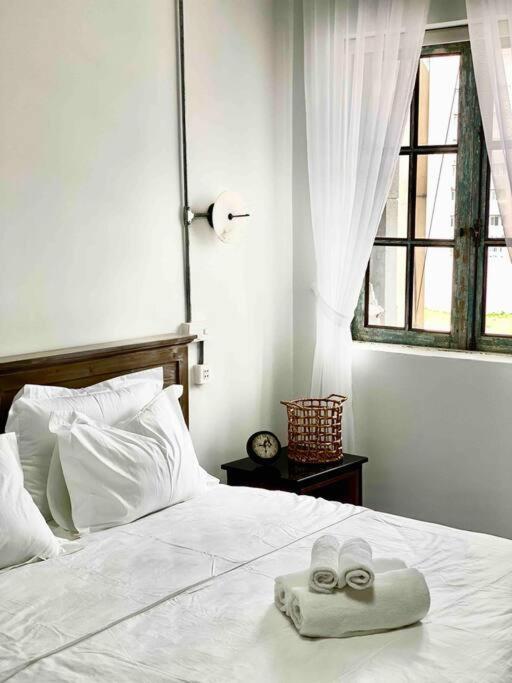 Apartamento Le Bijou Chic In The Heart Of Saigon Charm With View Ciudad Ho Chi Minh  Exterior foto